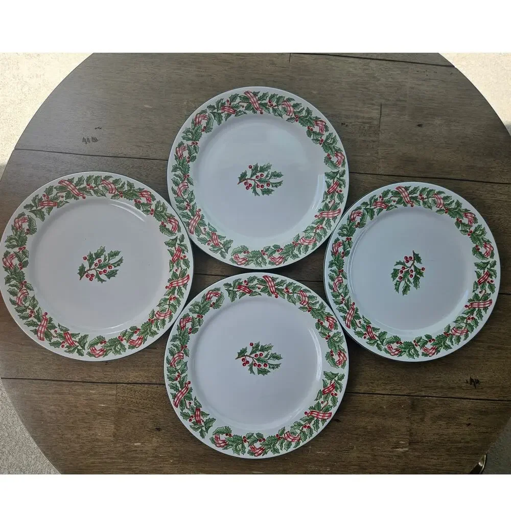 Set of 4 Dinner Plates Majesticware Christmas Holly Holiday Ribbon Mervyn's H-69